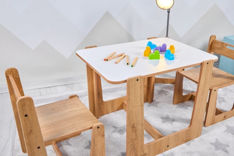 Chaise d'apprentissage nordique en bois massif pour enfants